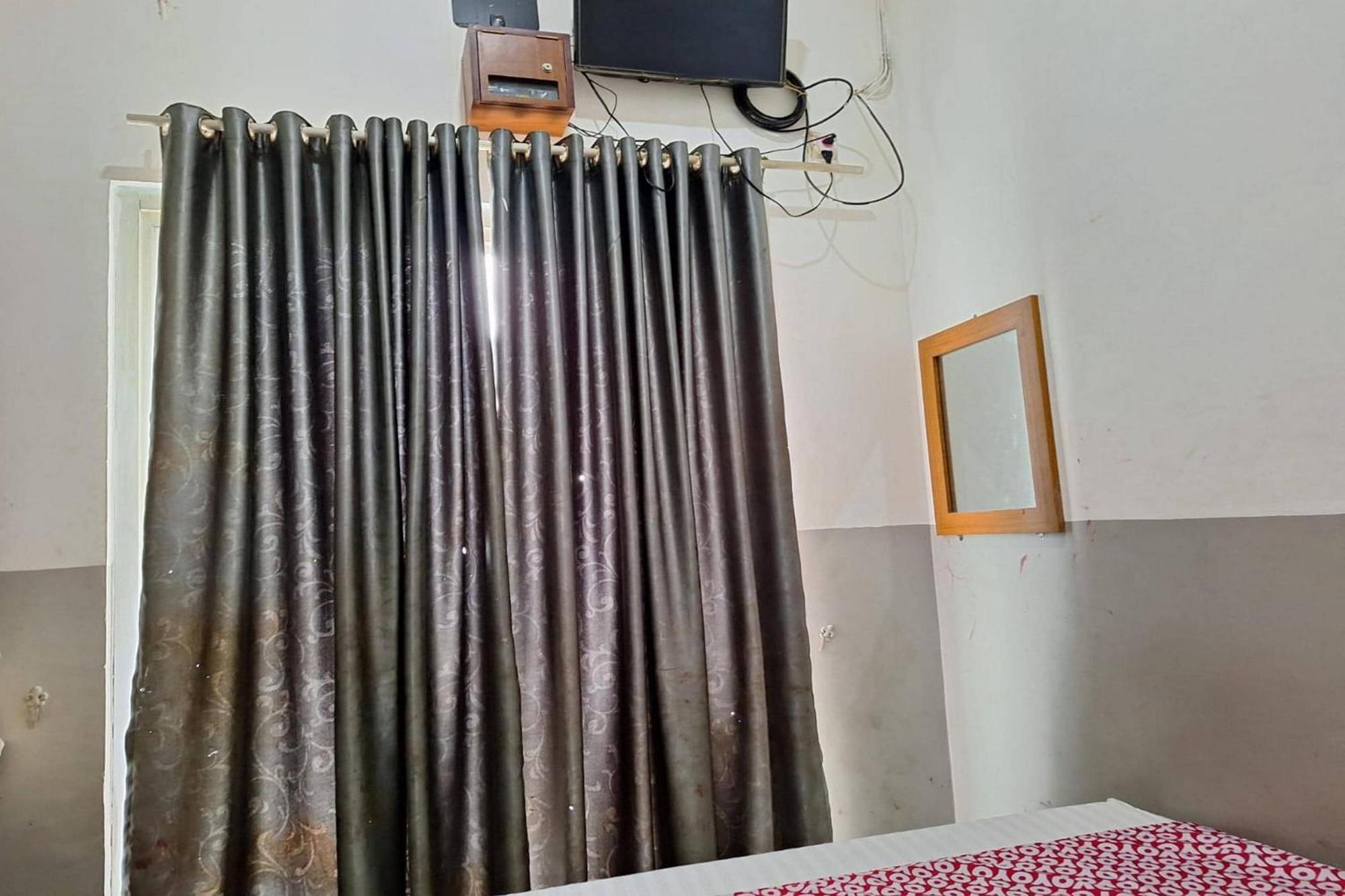 Oyo 93584 Rukotel South Tangerang Экстерьер фото