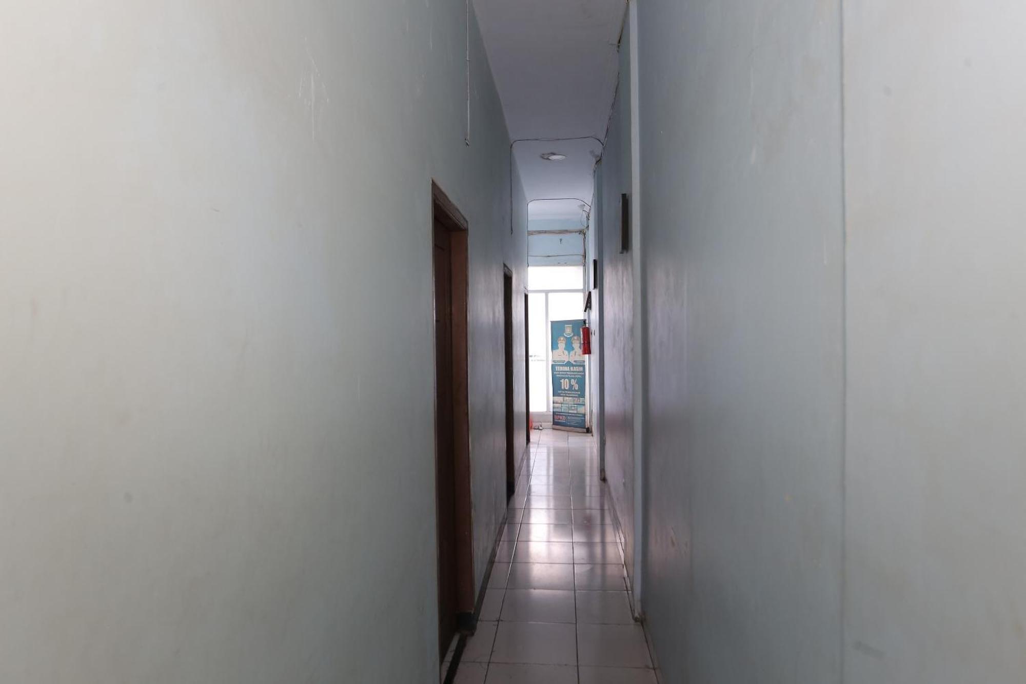 Oyo 93584 Rukotel South Tangerang Экстерьер фото